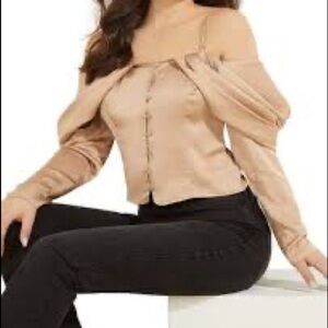 Guess Yessica Cold Shoulder Long Sleeve Blouse    Nwot​​